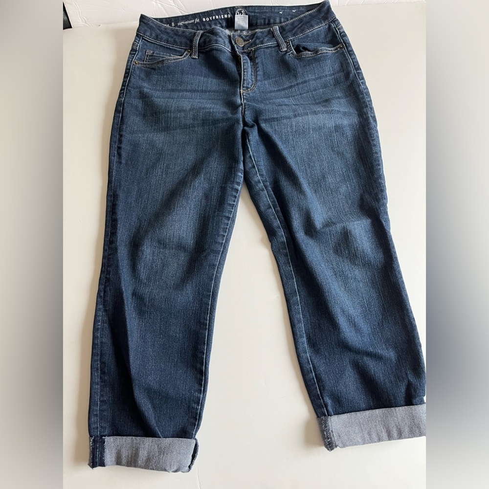 Dress barn famous perfect boyfriend jeans in an excellent condition